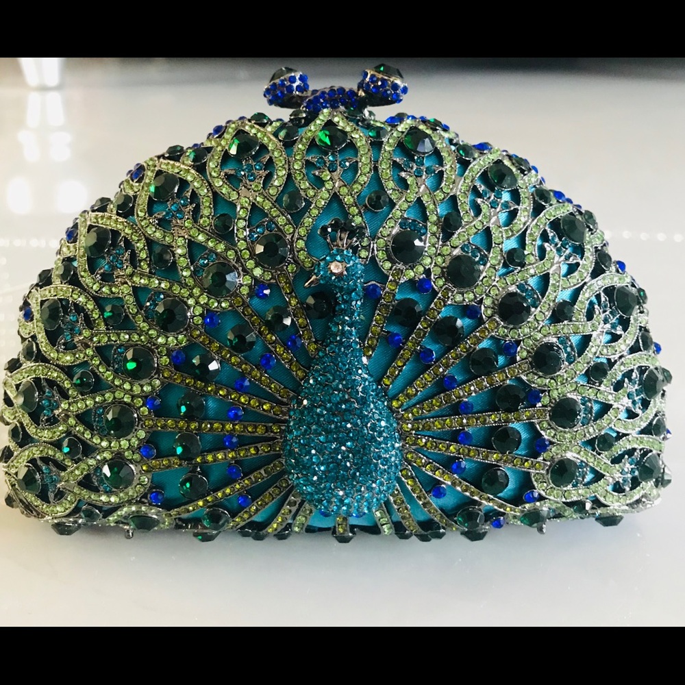 Green-Blue Crystal Peacock Clutch